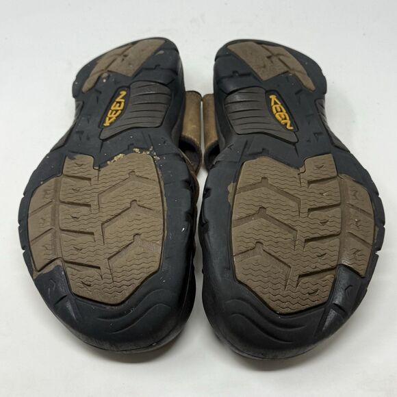 Sandals_&_Flip_Flops